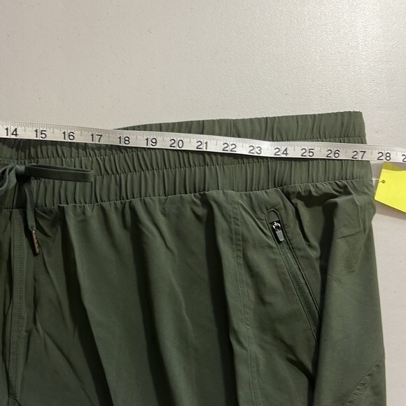 All in Motion Army Green Shorts NWT Size 4X - Picture 8 of 12